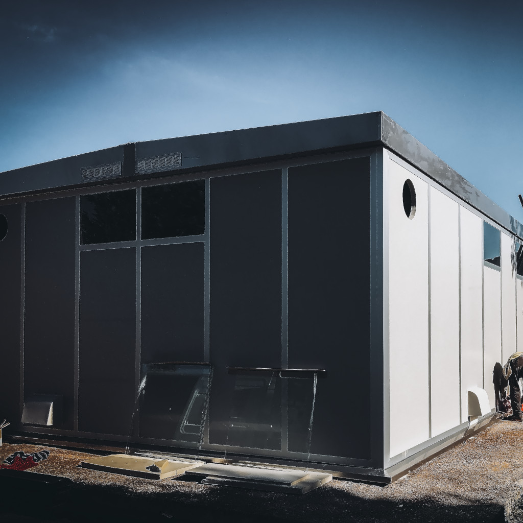 Modulo EDI 2: Dim. est. 11.300 x 6.150 x 3.330 mm